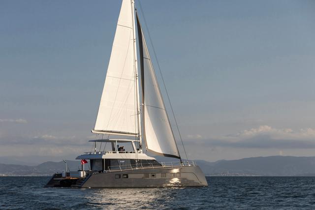 soyaslan wooden catamaran at sea