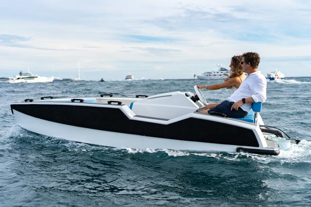 silent yachts electric tender